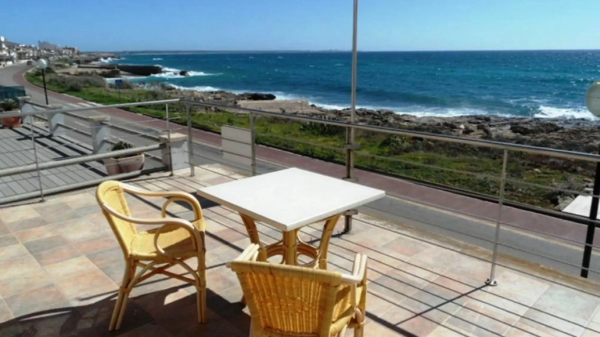 Apartment In Sa Rapita, Mallorca 103016 Кампос